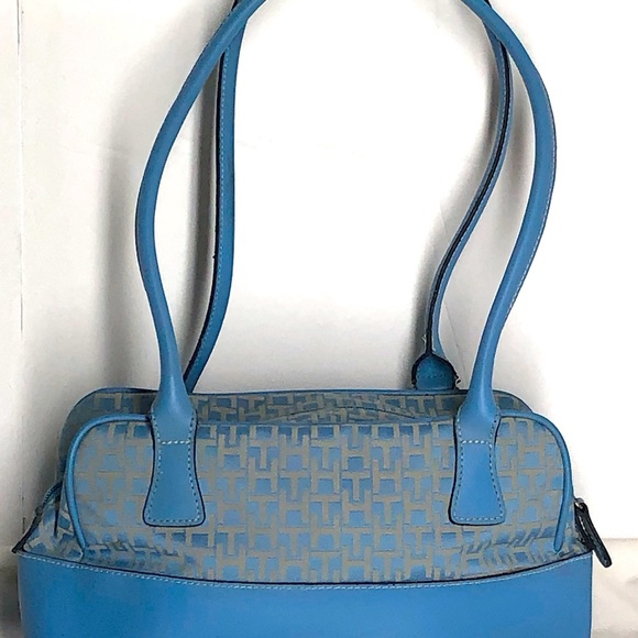 🛍Tommy Hilfiger Light Blue Small Handbag - Picture 7 of 9